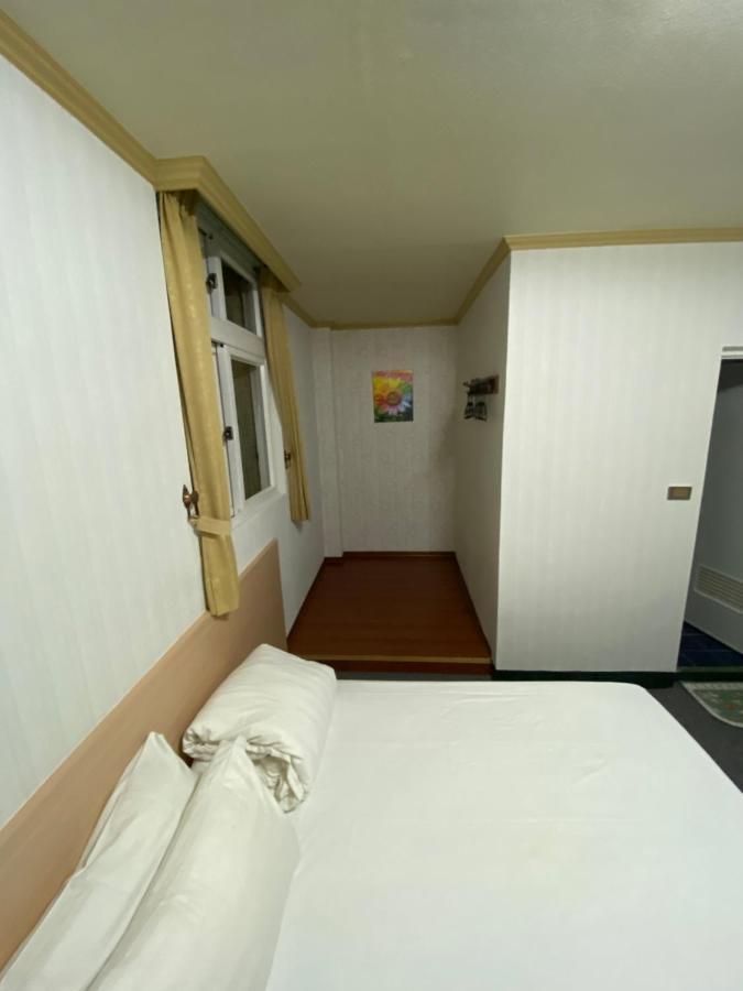 Rich Zone Hotel تايبيه المظهر الخارجي الصورة